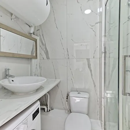 Black And White - Les Lilas- Iii Apartment Paris